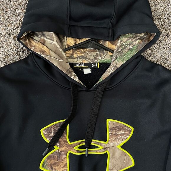 Under Armour Men’s Medium Camo and Black Hooded Sweatshirt - Picture 4 of 5